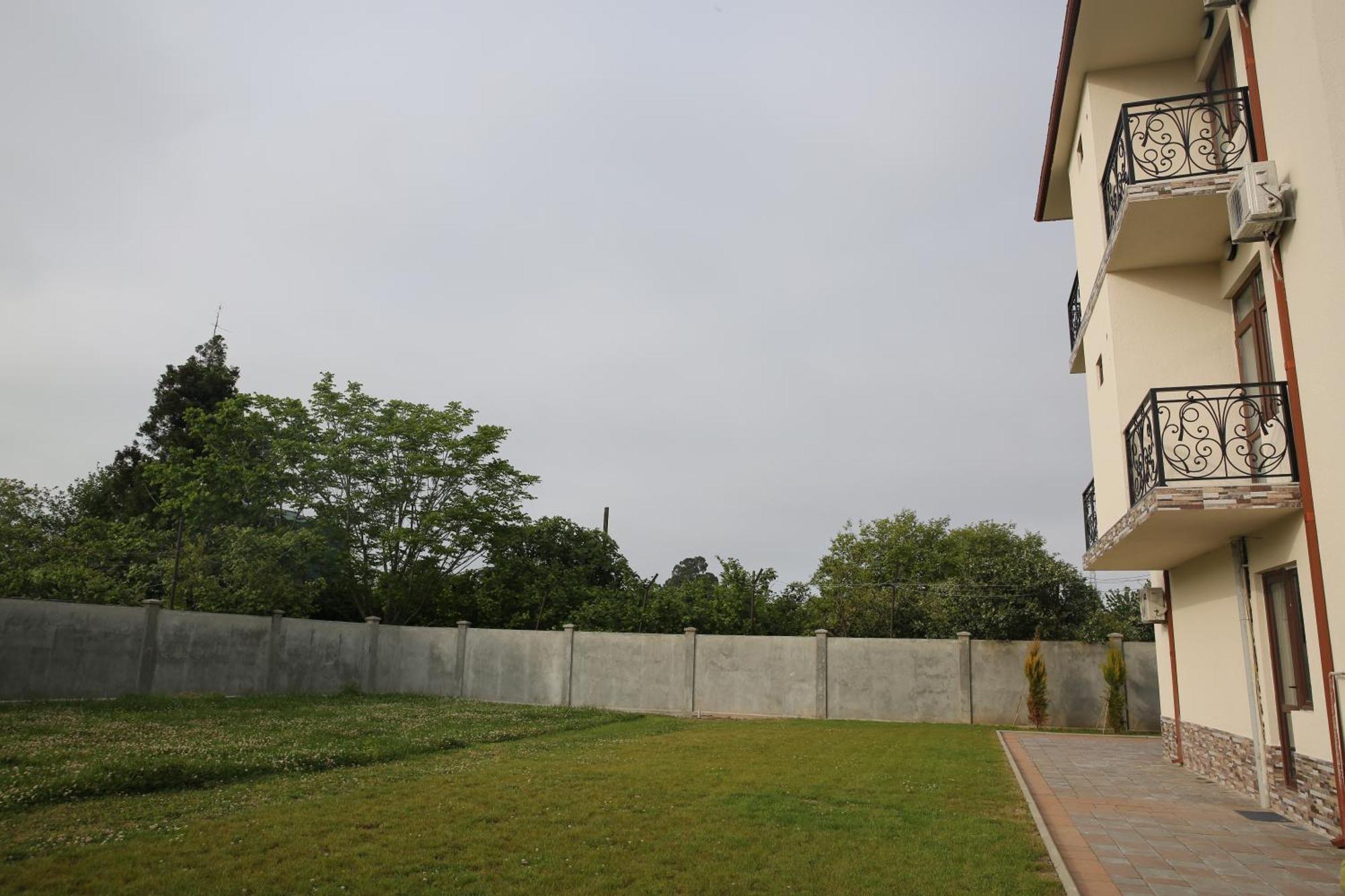 Villa Mariana Batumi Ngoại thất bức ảnh