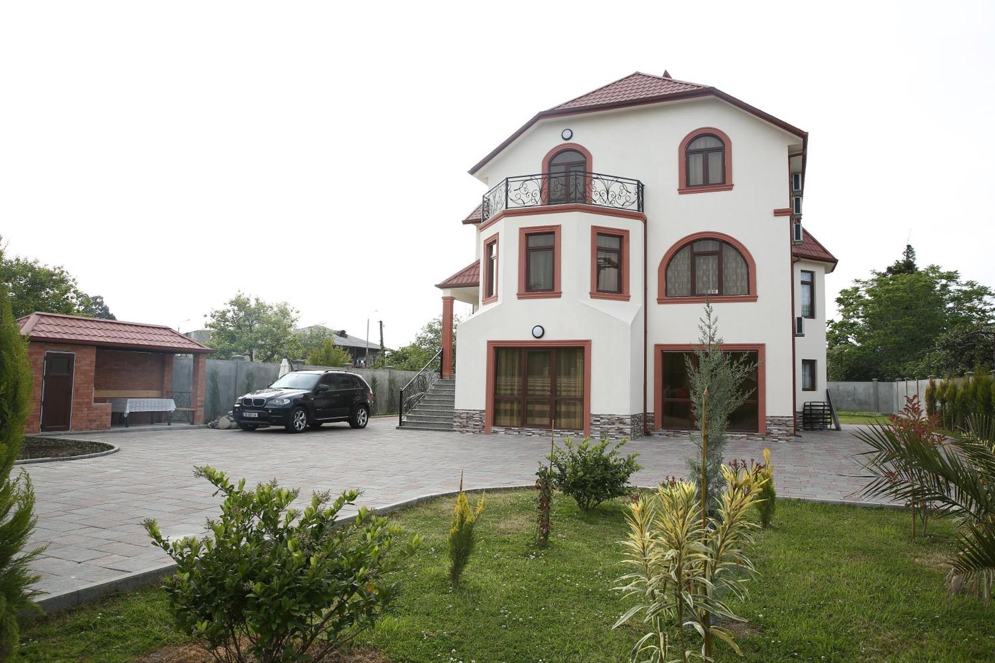 Villa Mariana Batumi Ngoại thất bức ảnh