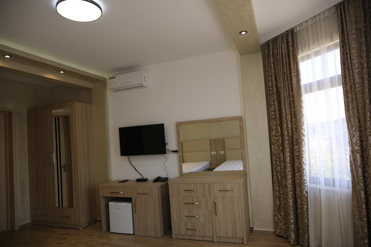 Villa Mariana Batumi Ngoại thất bức ảnh