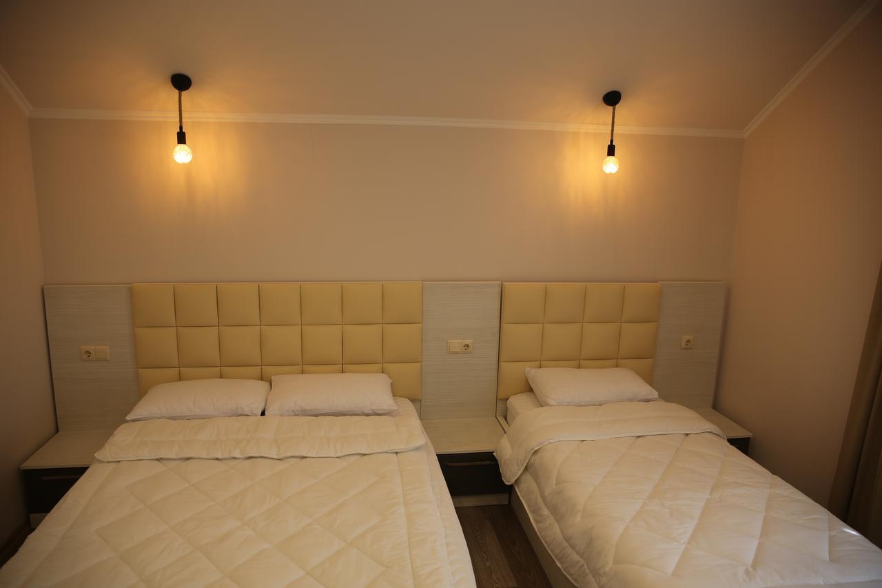 Villa Mariana Batumi Ngoại thất bức ảnh