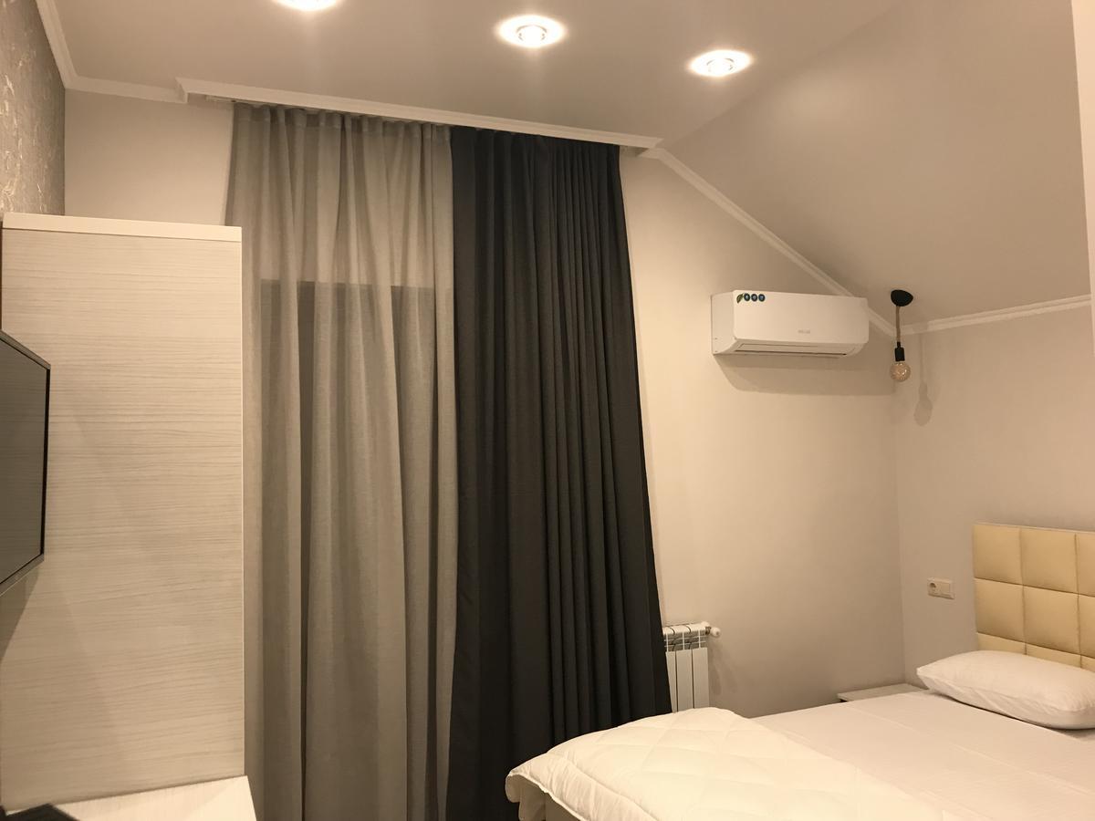 Villa Mariana Batumi Ngoại thất bức ảnh